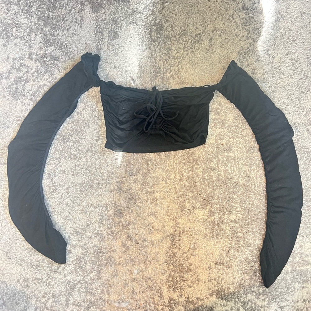 Black Ruched Tie Front Long Sleeve Crop Top